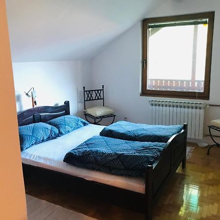 Apartman Simple Apartment Sarajevo Bagian luar foto