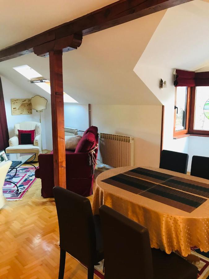 Apartman Simple Apartment Sarajevo Bagian luar foto