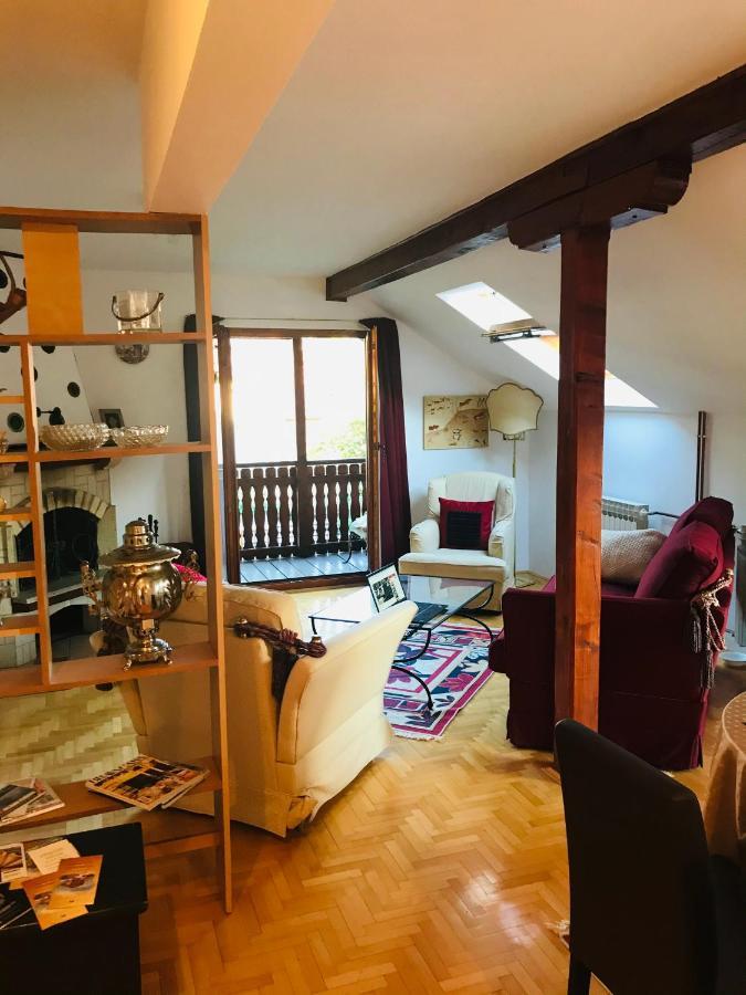Apartman Simple Apartment Sarajevo Bagian luar foto
