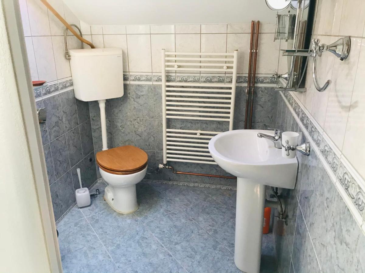 Apartman Simple Apartment Sarajevo Bagian luar foto